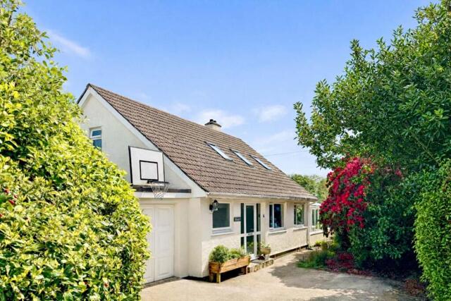 Trevena Gardens, Mawnan Smith, 3 Bedroom Detached