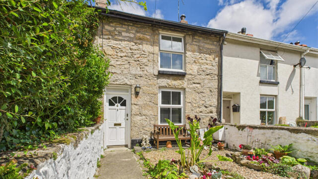 Rock Terrace, Heamoor, 2 Bedroom Terraced