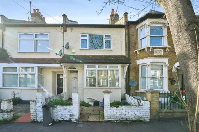 Richford Road, London, 3 Bedroom Terraced