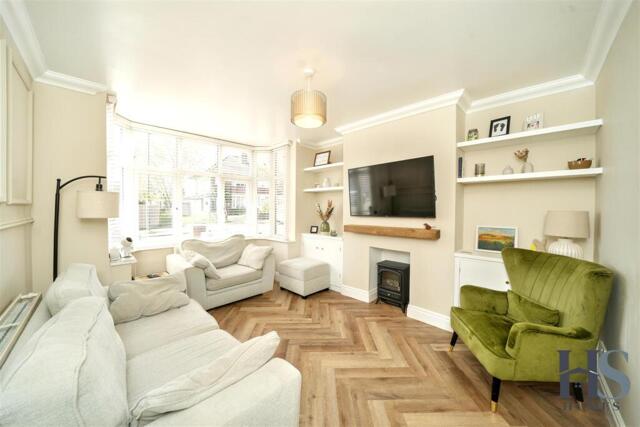White Road, Quinton, 3 Bedroom Semi-detached