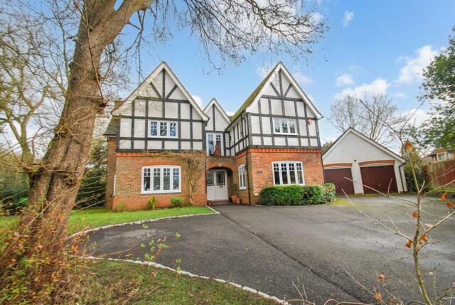 The Birches, Beaconsfield, 5 Bedroom Detached