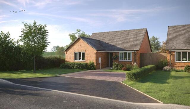 Stone, Eythrope Road, Aylesbury, 2 Bedroom Bungalow