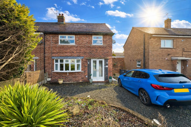 Queens Drive, Nantwich, 3 Bedroom Semi-detached