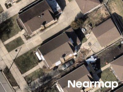 N Milwaukee Ave, Niles, Preforeclosure Single-family Home