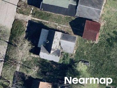 S Cherry St, Centralia, Preforeclosure Single-family Home