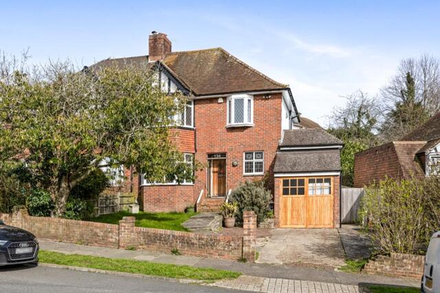 Valley Drive, Brighton, 3 Bedroom Semi-detached