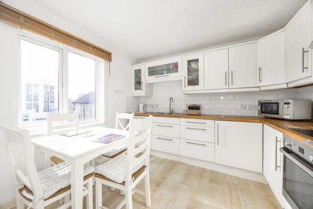 Chopwell Close, London, 2 Bedroom Flat