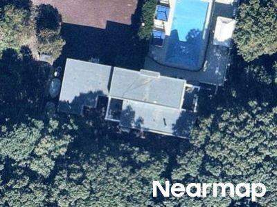 Inlet Rd E, Southampton, Preforeclosure Property In