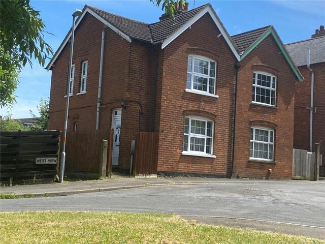 West View, Daventry, 3 Bedroom Semi-detached