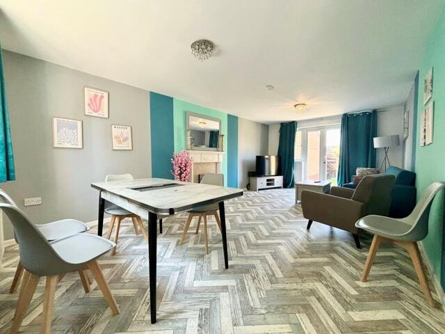 Buckthorn Road, Hampton Hargate, 4 Bedroom Detached