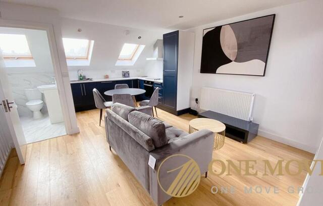 Hereford Road, London, 1 Bedroom Flat