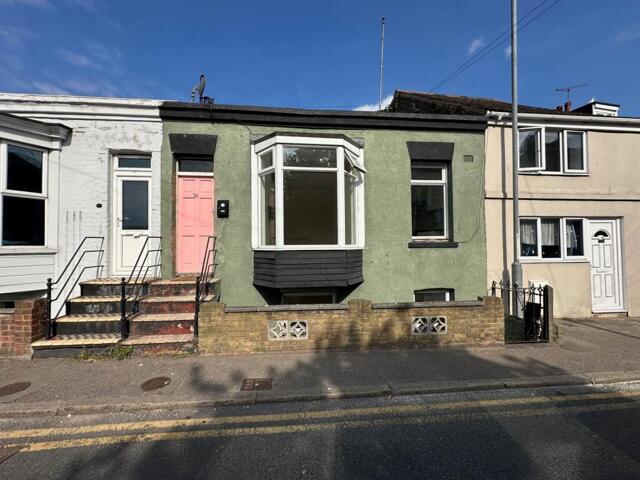 Eaton Road, Margate, 2 Bedroom Terraced