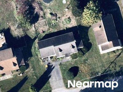 Washington Ln, Coatesville, Preforeclosure Single-family Home