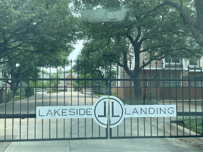Southlake Ct, Irving, Preforeclosure Single-family Home