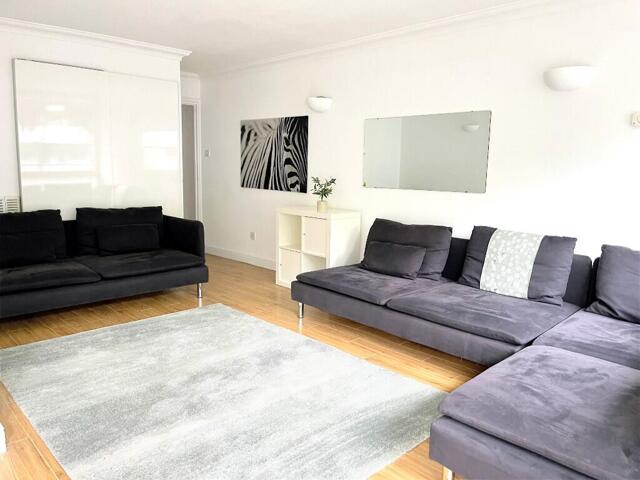 Clipstone Street, London, 3 Bedroom Flat