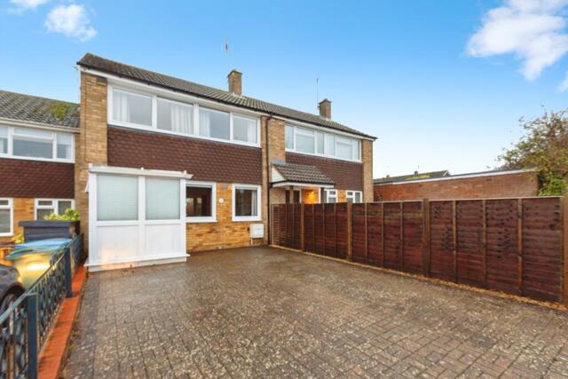 Howard Avenue, Aylesbury, 3 Bedroom Terraced