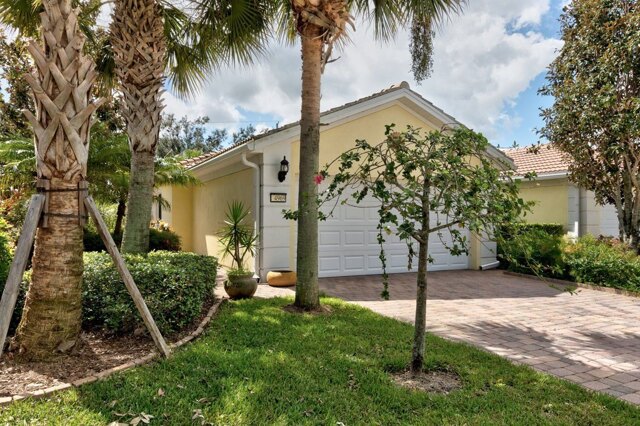 Corsica Sq, Vero Beach, Home For Rent