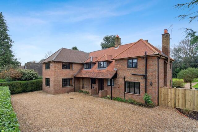Chiltern Hills Road, Beaconsfield, 5 Bedroom Detached