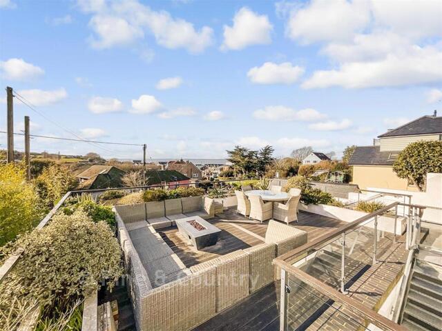 Lower Church Road, Cowes, 5 Bedroom Detached