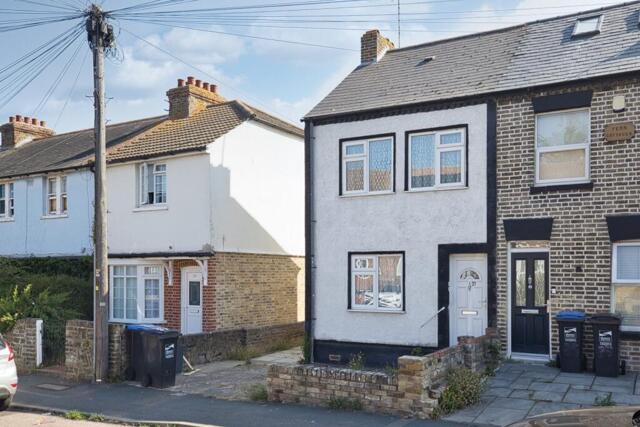 Northdown Road, Broadstairs, 2 Bedroom End