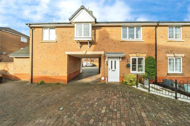 Figsbury Close, Swindon, 2 Bedroom Terraced