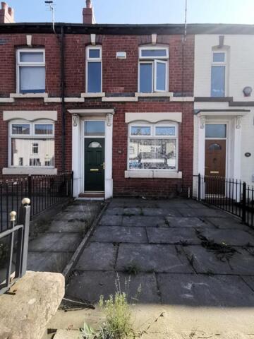 Tonge Moor Road, Greater Manchester, 2 Bedroom Terraced Tonge Moor Road, Greater Manchester, 2 Bedroom Terraced