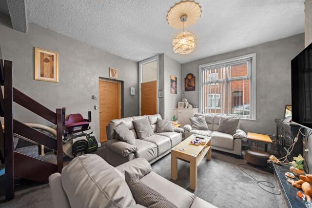 Glebe Street, Leigh, 3 Bedroom Terraced