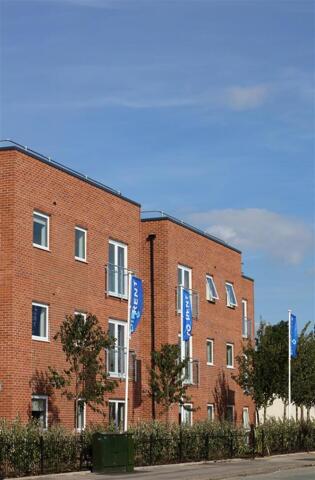 Heyfields, Manchester, 2 Bedroom Flat Heyfields, Manchester, 2 Bedroom Flat