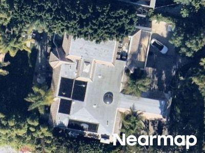 White Oak Ave, Encino, Preforeclosure Single-family Home