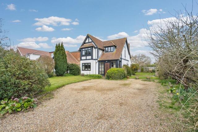 St James Walk, Richings Park, 3 Bedroom Detached St James Walk, Richings Park, 3 Bedroom Detached