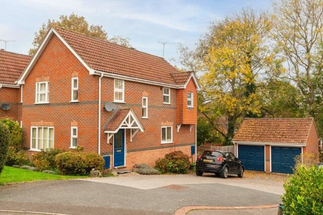Henley Meadows, Tenterden, 4 Bedroom Detached