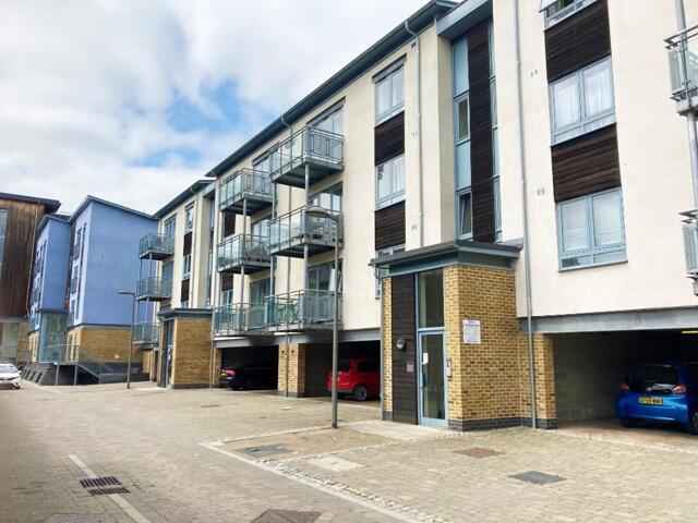 Quayside Drive, Colchester, 2 Bedroom Apartment