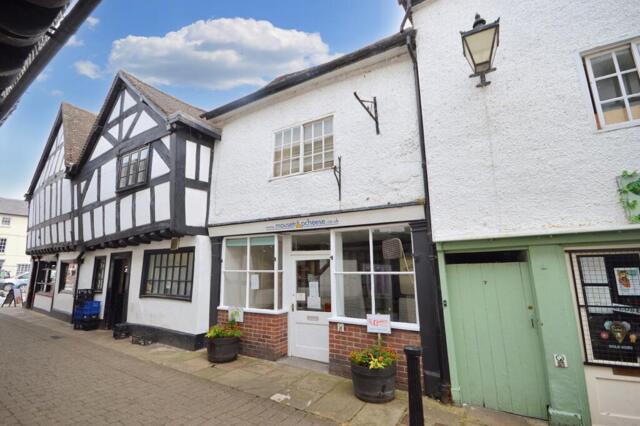 Shop Premises And Flat Above, School Lane, 1 Bedroom Mixed Shop Premises And Flat Above, School Lane, 1 Bedroom Mixed
