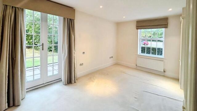 Timperley, Quarrymans View, Altrincham, 2 Bedroom Flat
