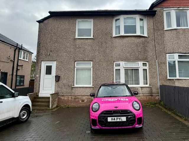 Croftburn Drive, Croftfoot, 2 Bedroom Maisonette