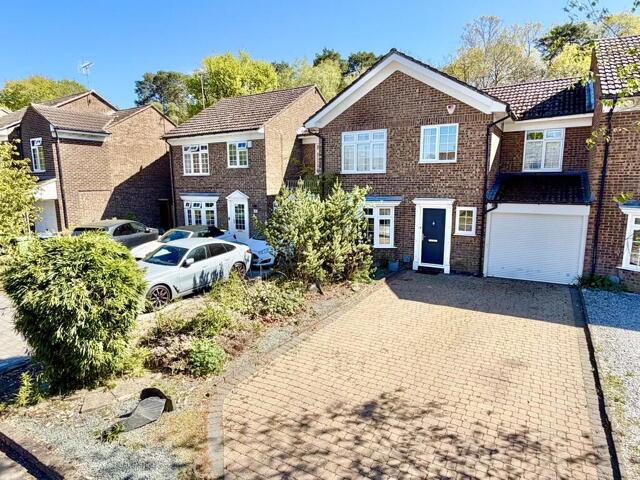 Regent Way, Frimley, 4 Bedroom Terraced