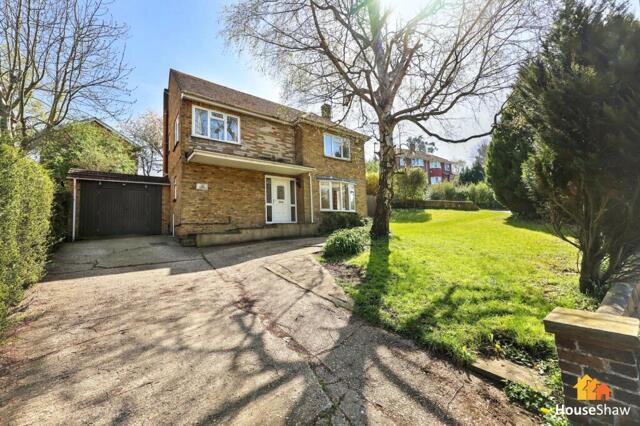 Desborough Avenue, High Wycombe, 3 Bedroom Detached Desborough Avenue, High Wycombe, 3 Bedroom Detached
