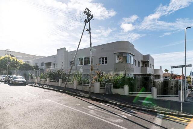 Tamboerskloof, Cape Town, Unfurnished Character-filled, 2