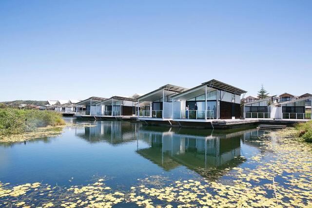 Mawson Close, Lake Macquarie, Caves Coastal, Hotel