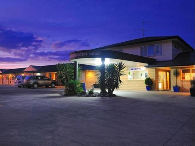 Awapuni Road, Gisborne, Captain Cook Motor