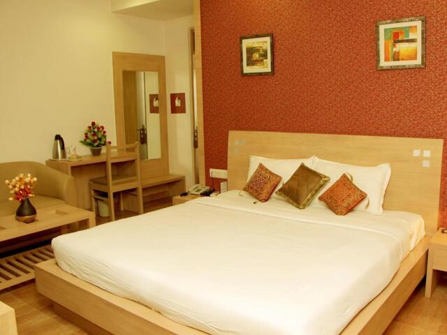 Hewett Rd, Allahabad, Hotel Crown Palace Hewett Rd, Allahabad, Hotel Crown Palace