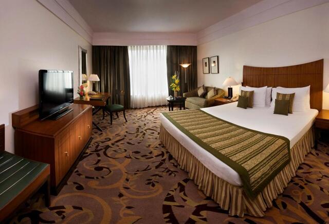 L-, Sector Noida,noida, Radisson Blu Mbd