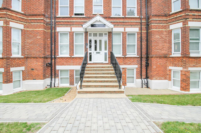 Southampton Street, Hampshire, 1 Bedroom Apartment