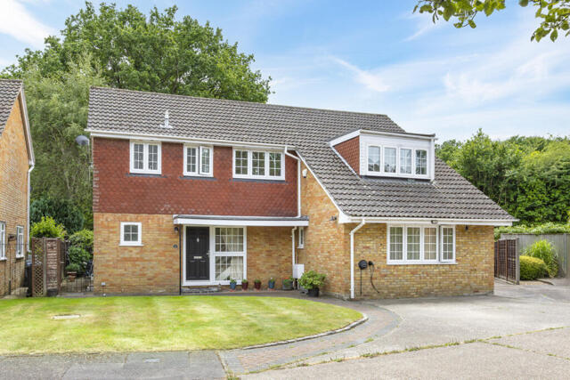 Saunders Copse, Woking, 4 Bedroom Detached