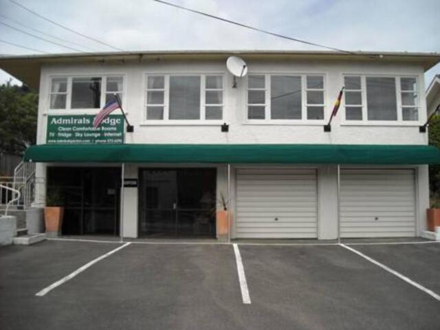 Waikawa Road, Picton, Admirals Lodge, Lodge
