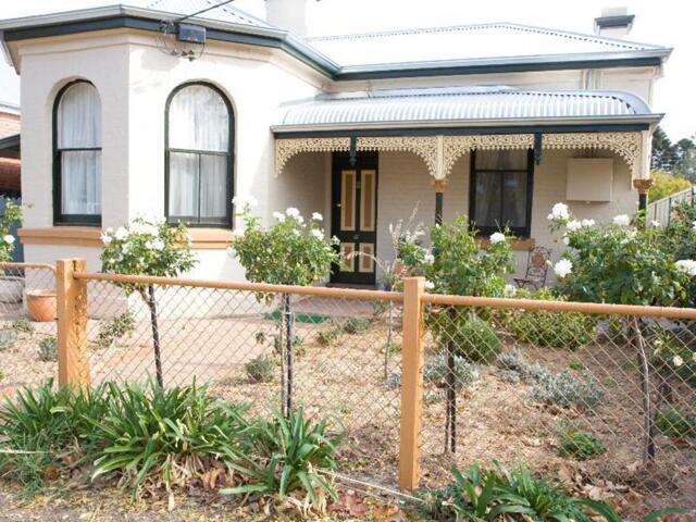 Best Street, Wagga Wagga, 94 Best Studio