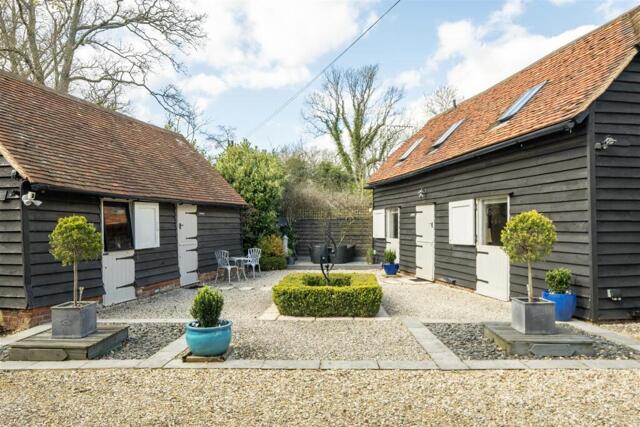 Grayswood Road, Grayswood, 2 Bedroom Barn Grayswood Road, Grayswood, 2 Bedroom Barn