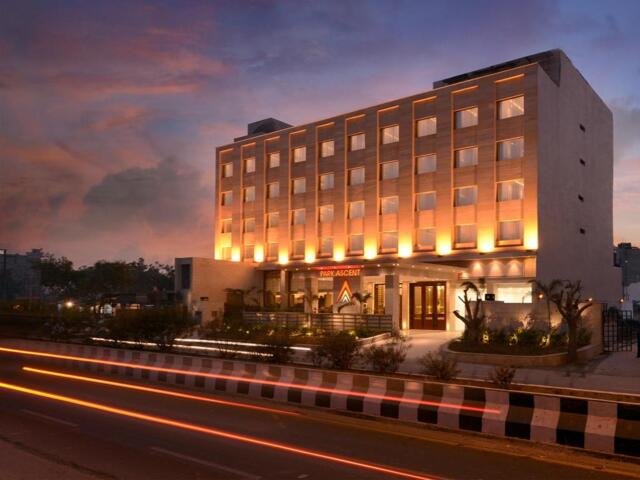 Plot No. -khoda Road Opp. Iim Lucknow-campus,sector- Noida, Noida, Park Ascent Hotel