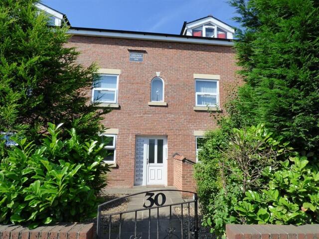 Flat Ashleigh Apartments,london Road, 1 Bedroom Ground Flat Ashleigh Apartments,london Road, 1 Bedroom Ground