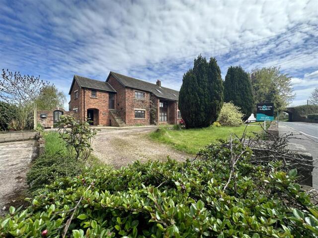 Haydock Barn,school Lane, Burscough, 3 Bedroom Barn